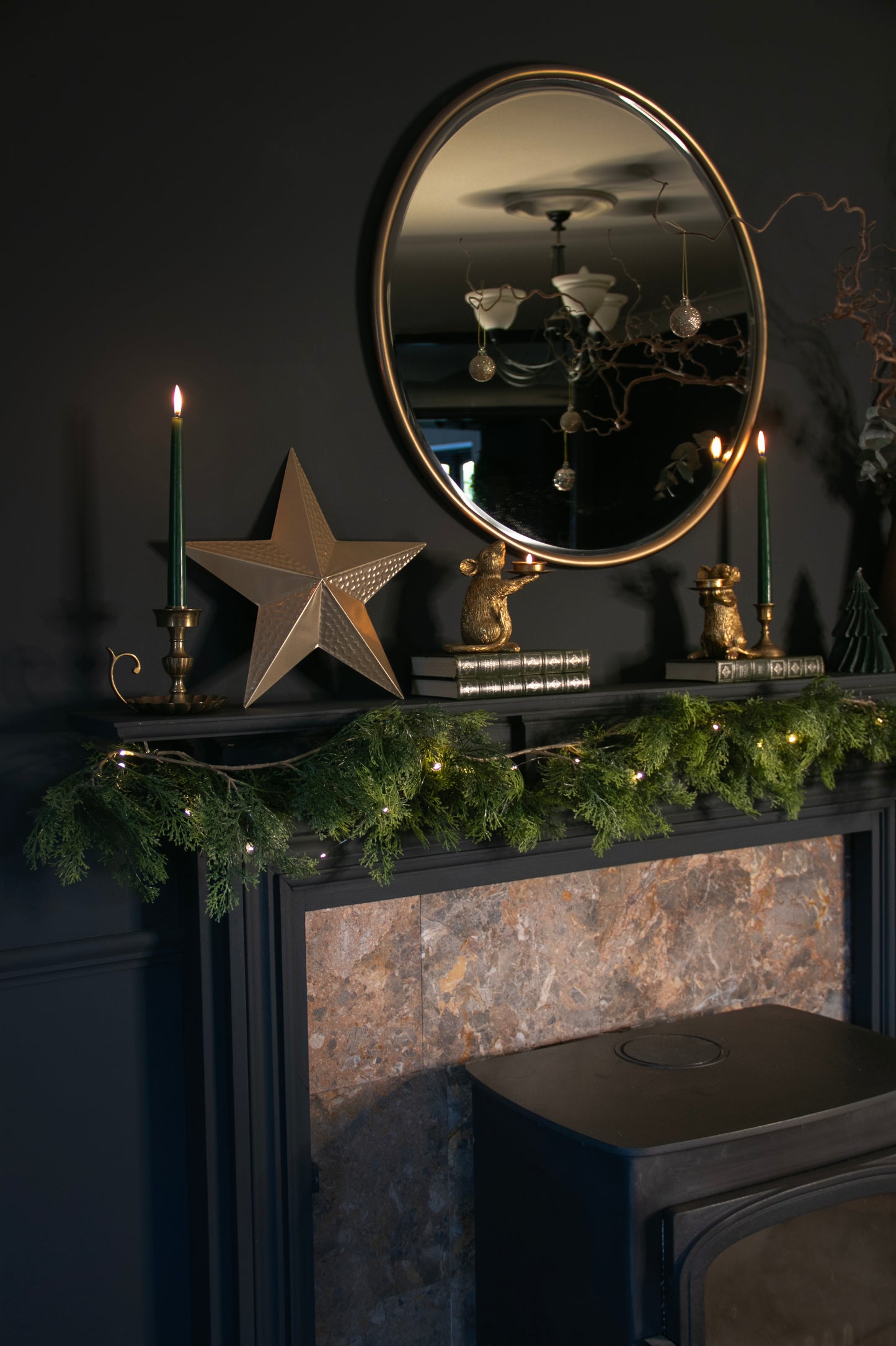 Pre-Lit Pine Christmas Garland