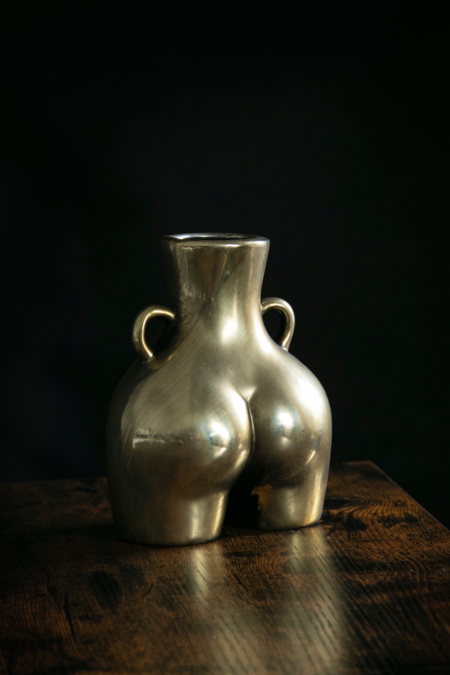 The 'Love Handles' Booty Vase - Gold