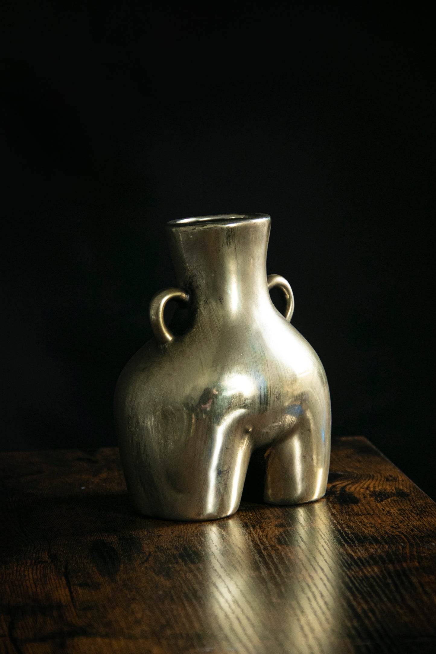 The 'Love Handles' Booty Vase - Gold