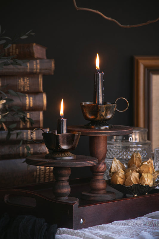 Frill Candle Holder