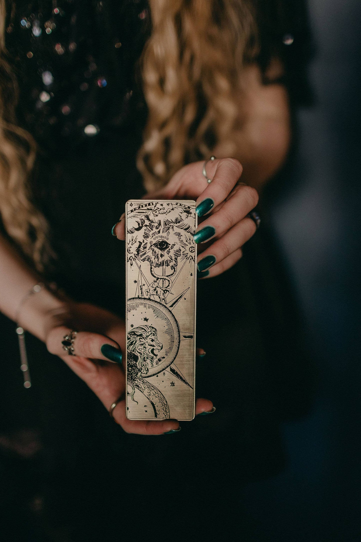 Witchy Bookmark Snake and lion Carbon Row