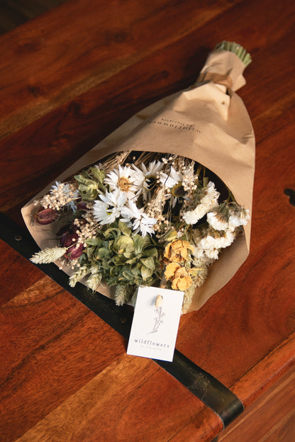Wildflower Dried Bouquet - Earthy Elegance