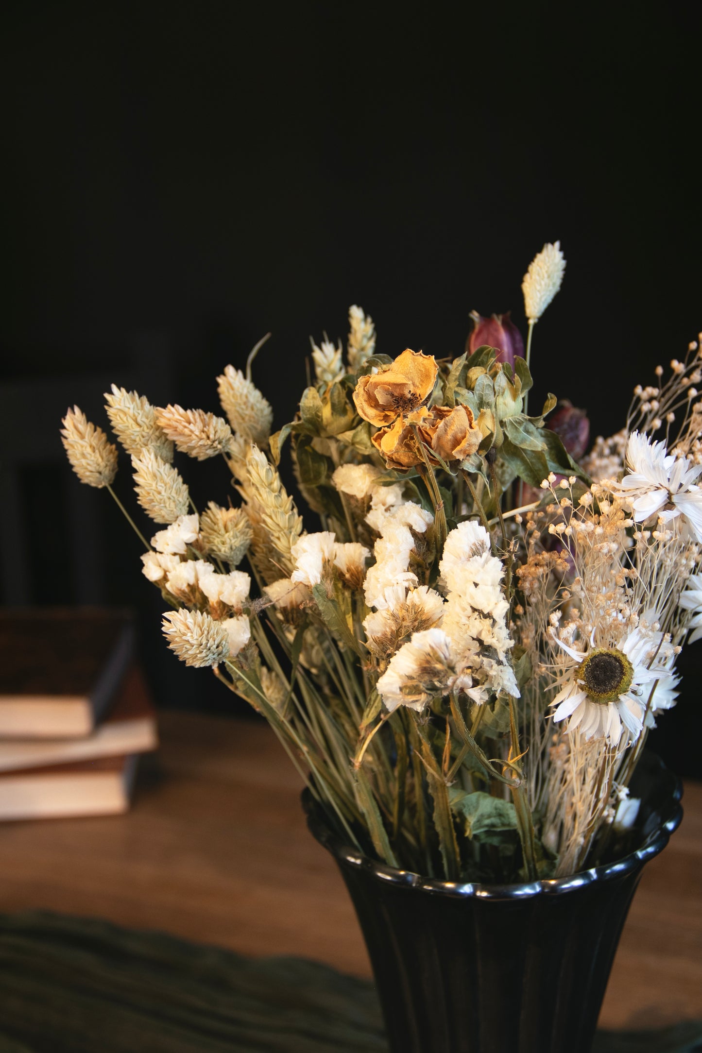 Wildflower Dried Bouquet - Earthy Elegance