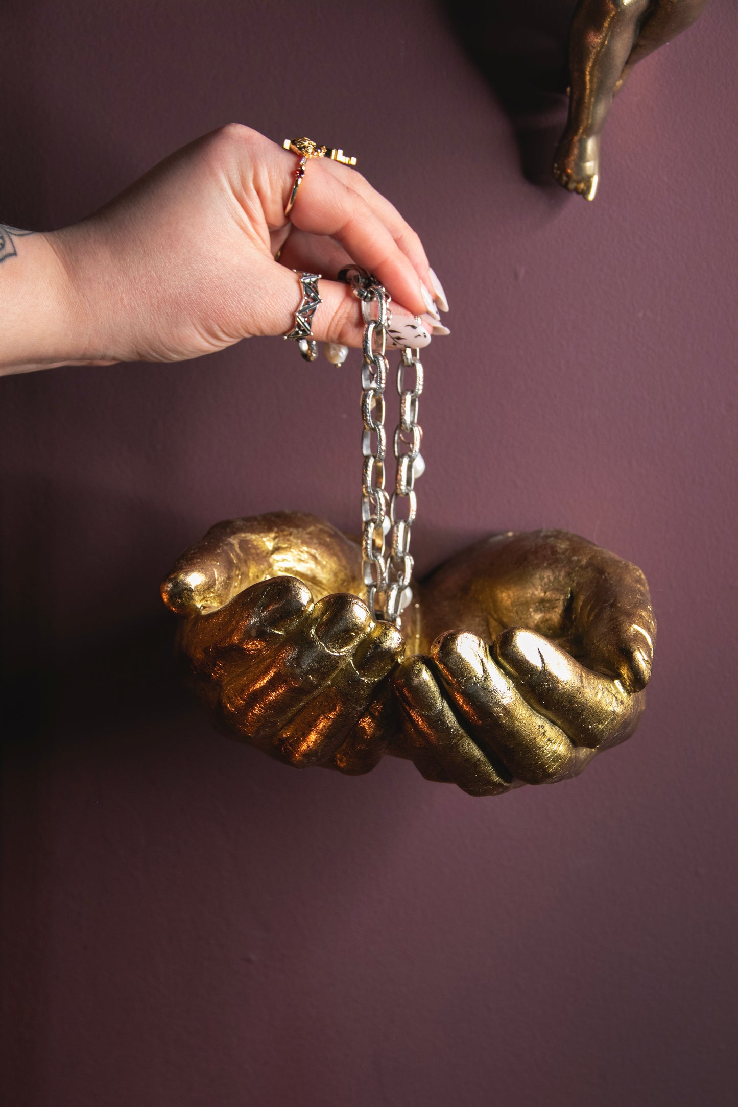 Wall Mounted Antique Gold Hands Storage Bowl