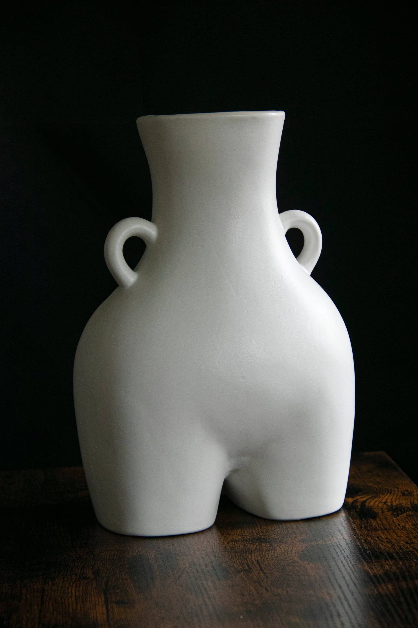 The 'Love Handles' Booty Vase - White