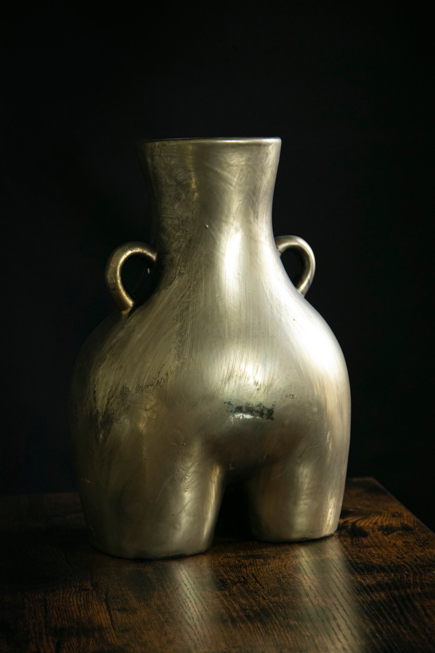 The 'Love Handles' Booty Vase - Gold
